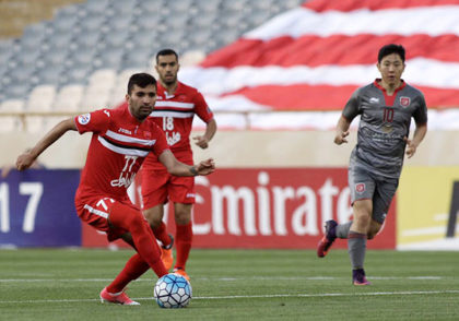 تیم فوتبال پرسپولیس با عبور از سد لخویای قطر به مرحله یک چهارم نهایی لیگ قهرمانان باشگاه های آسیا راه یافت.