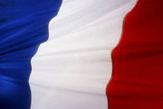 سفیر فرانسه در تهران از سرگیری مذاکرات هسته ای با تهران را به نفع همه خواند و گفت: فرانسه بارها اعلام کرده که آمادگی لازم را برای جلوگیری از هر گونه اقدام نظامی و ازسرگیری مذاکرات هسته ای دارد.