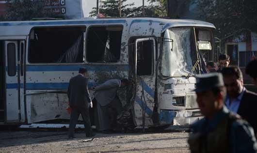 یک روز پس از امضای قرار داد امنیتی افغانستان با آمریکا و ناتو ، وقوع دو انفجار در شهرکابل ، پایتخت هفت کشته و هجده زخمی برجای گذاشت.
