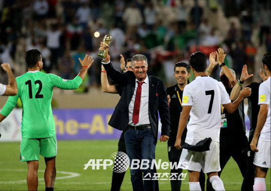 یک سایت کره‌ای در گزارشی به حضور کارلوس کی‌روش در تیم ملی ایران پرداخته است.