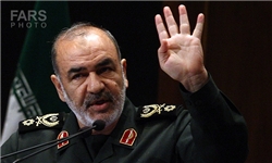 جانشین فرمانده کل سپاه تصریح کرد اجازه نمی دهیم هیچ کشوری در حوزه اقدامات دفاعی و رزمایش های ایران تصمیمی اعمال کند.