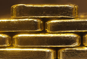 رییس اتحادیه طلا وجواهر از کاهش ارزش جهانی طلا نسبت به روز گذشته خبر داد.
	