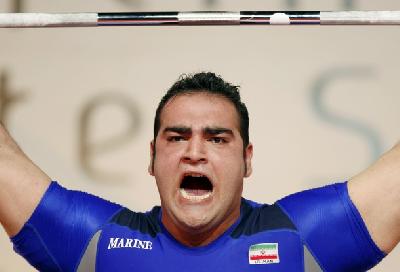 بهداد سلیمی هشتمین  مدال طلای ایران را در دسته فوق سنگین مسابقات وزنه برداری بازی‌های آسیایی برای کاروان کشورمان به ارمغان آورد.

