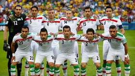 تیم ملی فوتبال ایران در دیدار برابر ترکمنستان از پیراهن سفید خود استفاده می کند.
