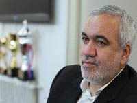 مديرعامل باشگاه استقلال تهران پس از جلسه هيئت مديره در اين باشگاه ماندني شد.