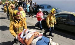 
یک راننده یکصد ساله آمریکایی در شهر «لس‌آنجلس» ۱۱ نفر از جمله ۹ کودک را با خودروی خود زیر گرفت.