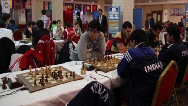 برای اولین بار در تاریخ شطرنج ایران تیم نوجوانان با کسب 28.5 امتیاز در رقابتهای المپیاد زیر 16 سال جهان به مقام نایب قهرمانی دست یافت.