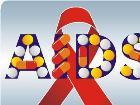 نتایج بررسی های درمان یک بیمار ایدزی در کنفرانس ایدز آتلانتا نشان از درمان نخستین بیمار ایدزی در روند تحقیقات دارد. این درمان بر روی کودکی دو ساله انجام شده است و تا کنون نتایج آن موفقیت آمیز بوده است.