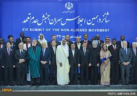 شانزدهمین اجلاس کشورهای جنبش عدم تعهد در تهران در مراسمی با سخنان رئيس جمهوری کشورمان و تصویب «بیانیه تهران» و «سند نهایی» اجلاس پایان یافت .