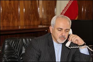 محمد جواد ظریف، وزیر امور خارجه، عصر روز چهارشنبه در تماسهای تلفنی جداگانه با 10تن از همتایان خود درباره تحولات اخیر در سوریه گفتگو و رایزنی کرد.
