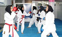 نماینده وزن 68- کیلوگرم ایران به دومین مدال کاراته بانوان ایران در شانزدهمین دوره بازی‌های آسیایی گوانگجو دست یافت.