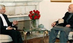 رئیس‌جمهور افغانستان در دیدار با دبیر شورای عالی امنیت ملی جمهوری اسلامی ایران با تأکید بر توسعه روابط ۲جانبه، اظهار داشت: افغانستان و ایران سرنوشت مشترکی دارند.