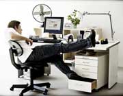 کار کردن در فضایی راحت و مناسب باعث می شود خستگی کمتری احساس کنید و کارایی شما هم افزایش یابد