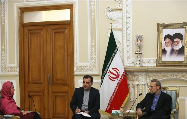 رئیس مجلس عدم پایبندی سه کشور اروپایی فرانسه، انگلیس و آلمان در اجرای توافق هسته ای سال ۲۰۰۳ با تهران را یادآور شد و افزود: در صورت تایید جمع بندی وین، ایران پایبند به مفاد مورد توافق خواهد بود.