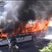 با تلاش ماموران پلیس و نیروهای آتش نشانی و امدادی 33 مسافر اتوبوسی که در مسیر نایین - یزد آتش گرفت بطور معجزه آسا نجات یافتند. 
 
 
