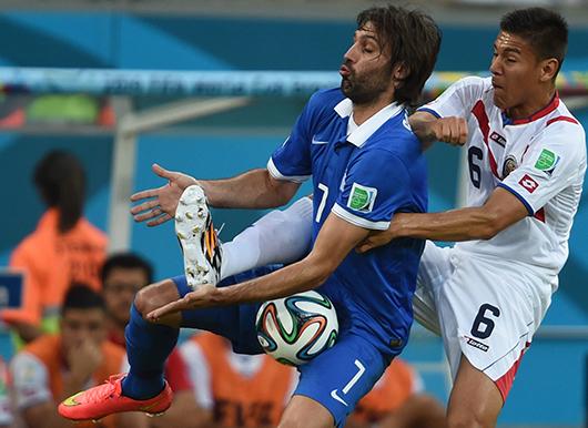 کاستاریکا با پیروزی در ضربات پنالتی برابر یونان پیروز شد و حریف هلند در مرحله یک چهارم نهایی جام بیستم شد.