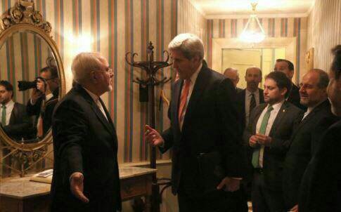 جان کری و جواد ظریف وزرای خارجی آمریکا و ایران در مقر سازمان ملل در نیویورک دیدار می کنند.
