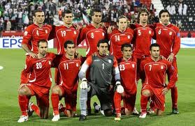 فوتبال ایران که در رده بندی ماه دسامبر سال 2010 با 491 امتیاز رتبه شصت و پنجم دنیا و چهارم آسیا را در اختیار داشت در رده بندی ماه ژانویه سال 2011 صعودی چشمگیر داشت و با 571 امتیاز به رده چهل و چهارم رده بندی فیفا صعود کرد.