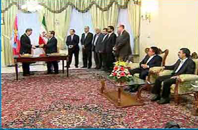 جمهوری اسلامی ایران و مغولستان در جریان سفر رئیس جمهور این کشور به تهران ، دو سند امضا کردند.