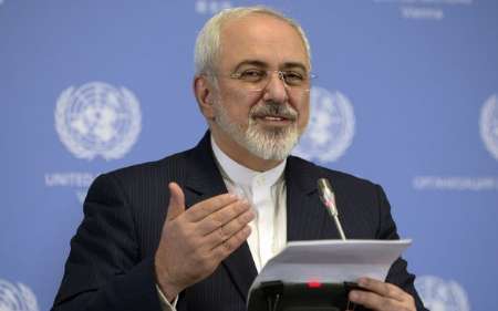 رئیس دستگاه دیپلماسی کشورمان روز دوشنبه تاکید کرد که آزمایش های موشکی ایران در تضاد با توافق هسته ای نیست.