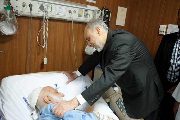 معاون رییس جمهور و رییس سازمان انرژی اتمی ایران صبح روز دوشنبه ۲۸ اردیبهشت‌ماه جاری پس از چند روز بستری در بیمارستان بهمن تهران مرخص شد.
