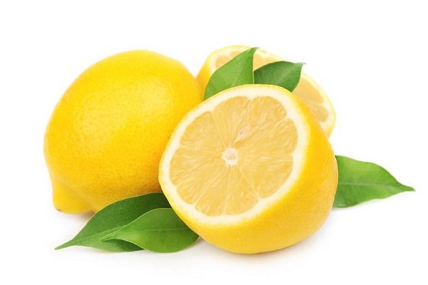 بسیاری از ما درباره خواص مفید و ارزش غذایی پوست لیمو اطلاعی نداریم، بنابراین بهتر است قبل از دور انداختن پوست لیمو کمی به خواص آن فکر کنیم، چرا که حتی پوست لیمو نیز بسیار مفید است.