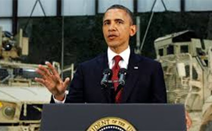 
رئیس جمهور آمریکا گفت ماموریت رزمی آمریکا در افغانستان در پایان سال دوهزار و چهارده به پایان خواهد رسید. همزمان خبرگزاری فرانسه از کابل گزارش داد حامد کرزای درخواست اوباما را برای دیدار رد کرده است .