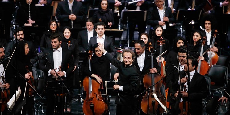 ارکستر سمفونیک تهران در اولین اجرای تابستانه خود، آثار کلاسیک آهنگسازان مطرح جهان را اجرا کرد.