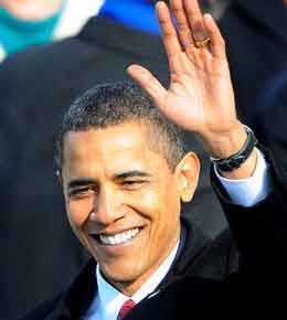 	۶۳ درصد شهروندان آمریكایی كه به شعار «تغییر» از سوی اوباما دل بسته بودند اكنون می گویند چنین اتفاقی هرگز نخواهد افتاد.
		
	
