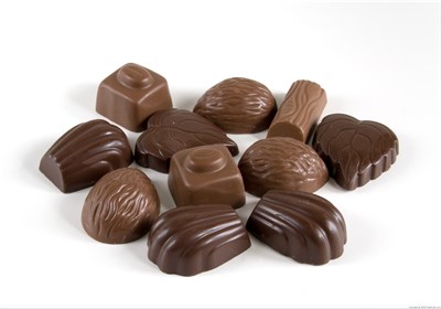 آیا مصرف کاکائو سودمند است یا می‌تواند مضرات مختلفی داشته باشد؟ آیا خوردن شیرکاکائو و شکلات‌های حاوی کاکائو برای افزایش انرژی بزرگسالان مناسب است؟!
