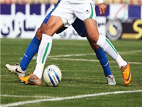 سه ديدار از مرحله يک هشتم جام حذفي روز يکشنبه برگزار مي‌شود که در حساس‌ترين مسابقه استقلال ميزبان ملوان انزلي است.