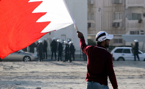 رییس شورای علمای بحرین از همه اقشار و گروه های مردم این کشور خواست در تظاهرات فردا (جمعه) برای پافشاری بر عملی شدن خواسته های قانونی و بر حق مردم به طور میلیونی و گسترده شرکت کنند.
